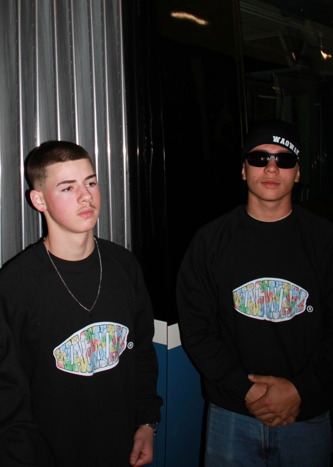 züri city lines sweater